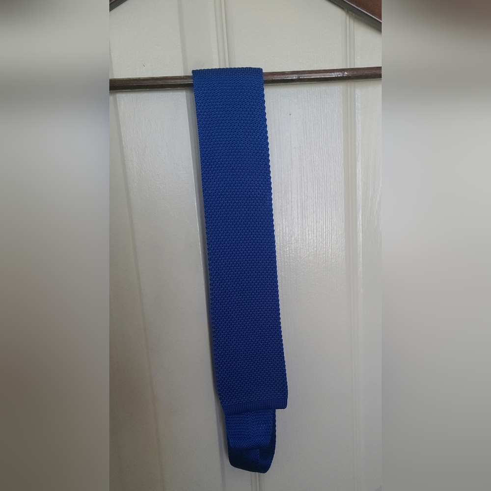 The Tie Bar Royal Blue Knit Tie